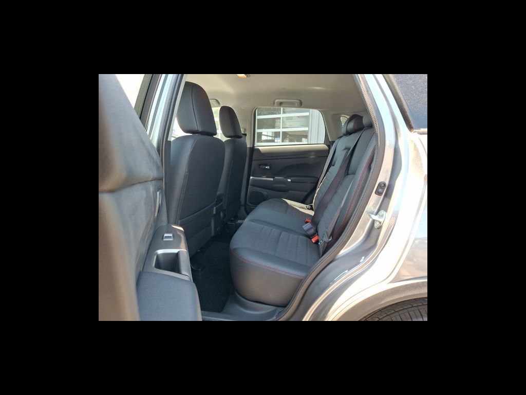 2026 Mitsubishi Outlander Sport SE - Photo 6