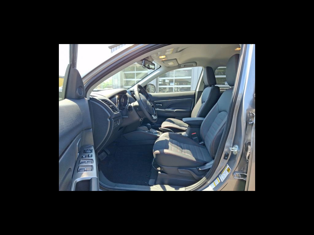 2026 Mitsubishi Outlander Sport SE - Photo 9